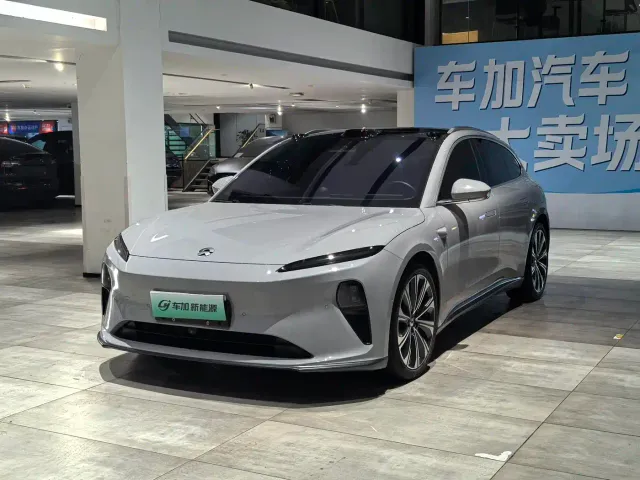 Фотография автомобиля — Nio ET5 Touring