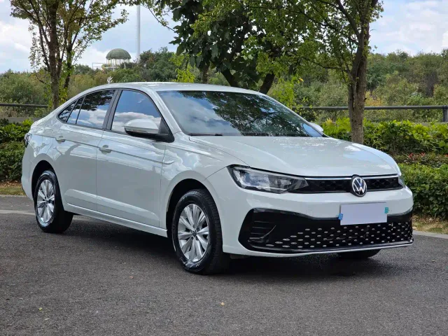 Volkswagen Lavida — Фото автомобиля 2