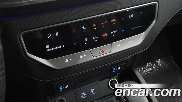 KG_Mobility_Ssangyong Rexton Новый Rexton Sport Khan Дизель 2.2 4WD — Фото автомобиля 18
