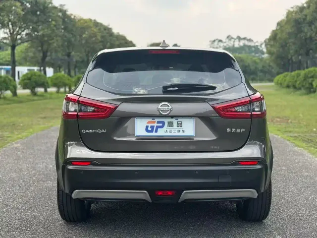 Nissan Qashqai — Фото автомобиля 5