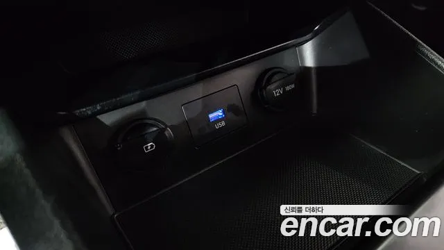 Hyundai Kona Новый Kona Бензин 2.0 2WD — Фото автомобиля 15