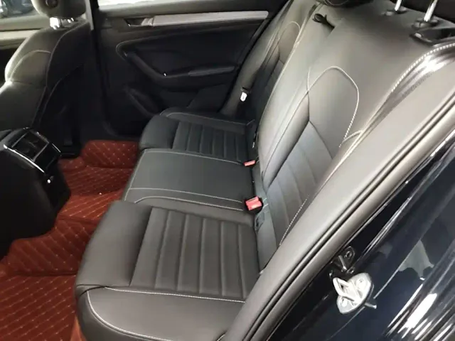 Skoda Superb — Фото автомобиля 16