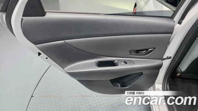 Hyundai Avante CN7 — Фото автомобиля 24
