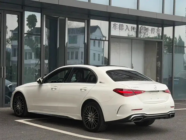 Mercedes-Benz C-Class — Фото автомобиля 14