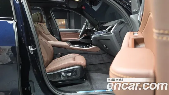 BMW X5 xDrive 40i M Sport — Фото автомобиля 23