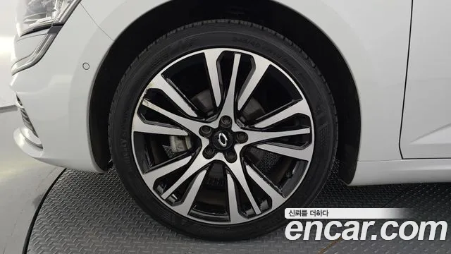 Renault-KoreaSamsung SM6 Новый SM6 1.8 TCe Première — Фото автомобиля 5