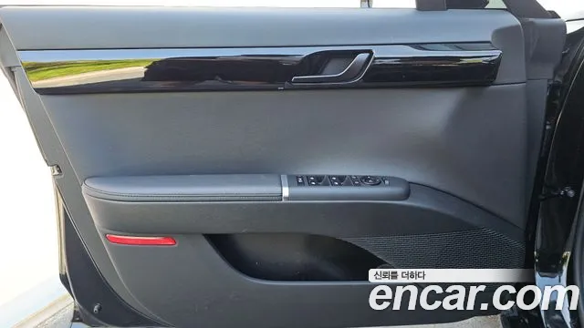 Hyundai Grandeur GN7 — Фото автомобиля 13