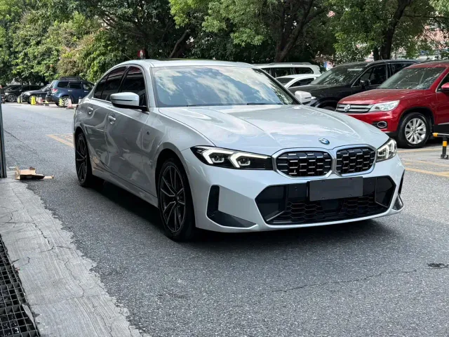 BMW 3 Series — Фото автомобиля 7