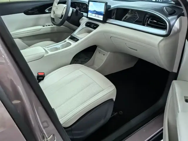 Geely Starry Wish — Фото автомобиля 11