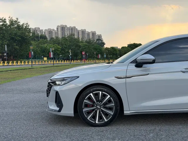 Chery Arrizo 8 — Фото автомобиля 5