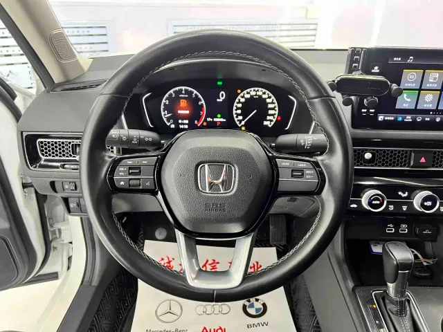Honda Civic — Фото автомобиля 10