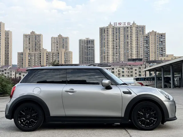 MINI Hatch — Фото автомобиля 7