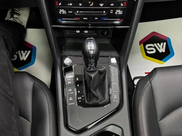 Volkswagen Tharu — Фото автомобиля 12