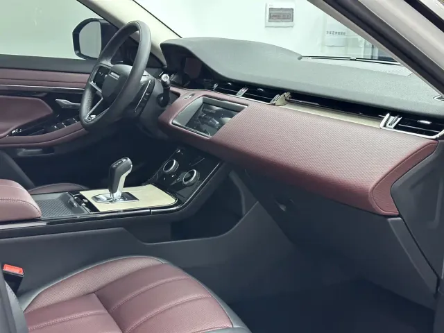 Land Rover Range Rover Evoque — Фото автомобиля 14
