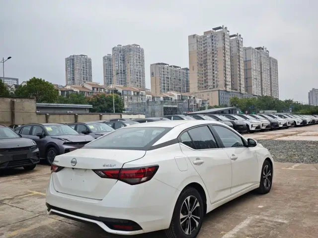 Nissan Sylphy — Фото автомобиля 8