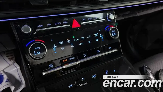 Hyundai Santafe — Фото автомобиля 15