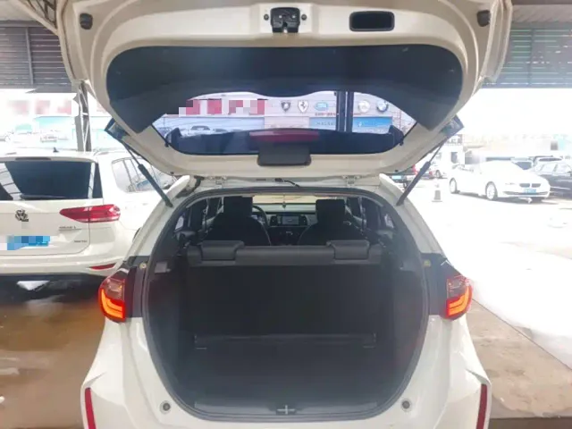 Honda Fit — Фото автомобиля 18