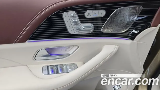 Mercedes-Benz GLS-Class — Фото автомобиля 26