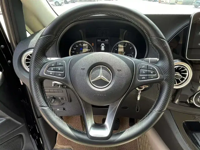 Mercedes-Benz Vito — Фото автомобиля 7