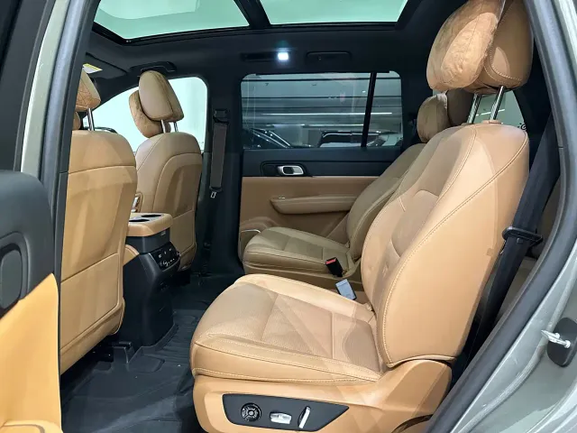 Li Auto ONE — Фото автомобиля 14