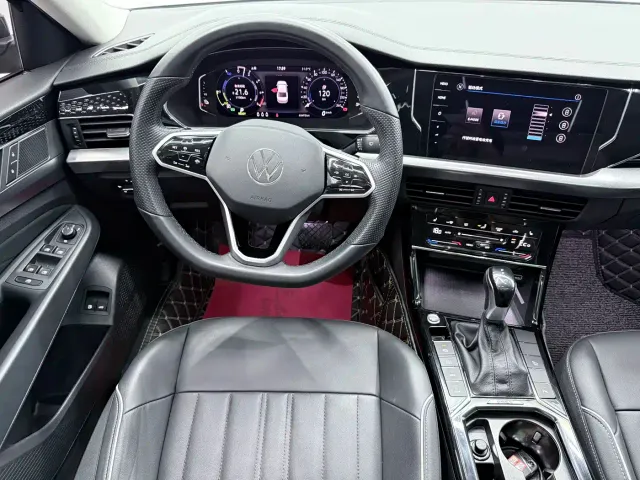 Volkswagen Passat — Фото автомобиля 6