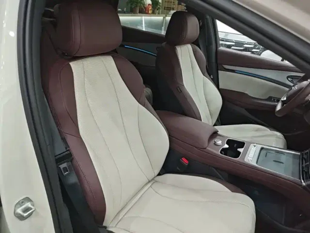 BYD Seal 07 DM-i — Фото автомобиля 19