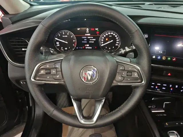 Buick Envision Plus — Фото автомобиля 10