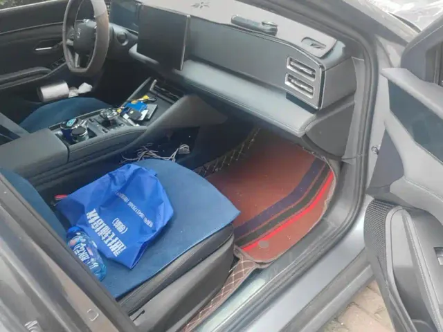 BYD Qin L — Фото автомобиля 8