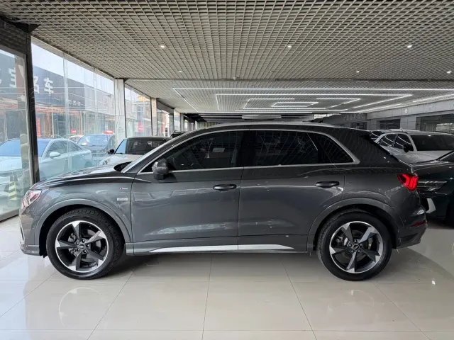 Audi Q3 — Фото автомобиля 6