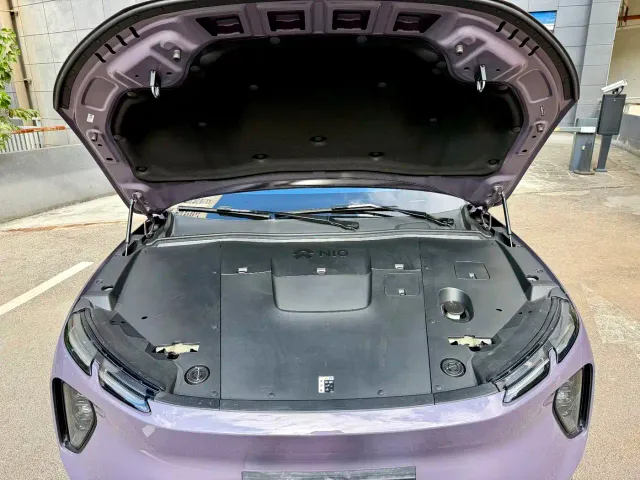 Nio EC6 — Фото автомобиля 16