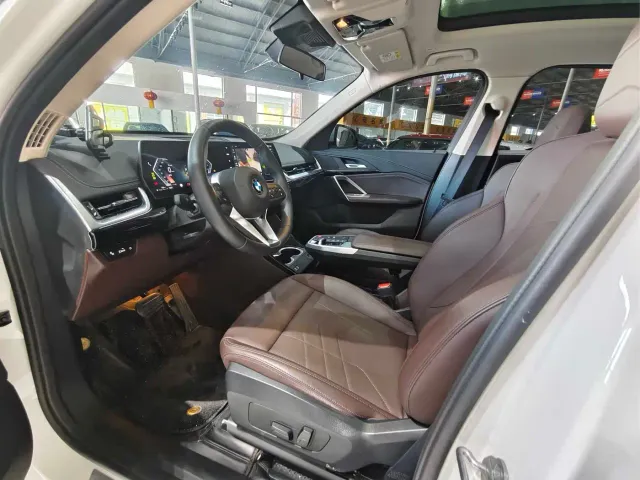 BMW X1 — Фото автомобиля 11