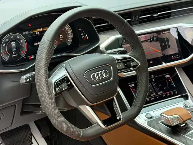 Audi A6L — Фото автомобиля 17
