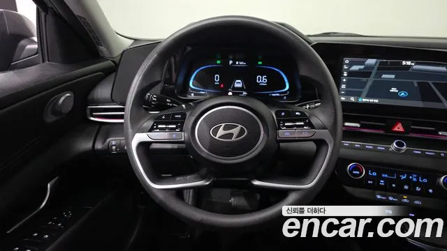 Hyundai Avante — Фото автомобиля 13