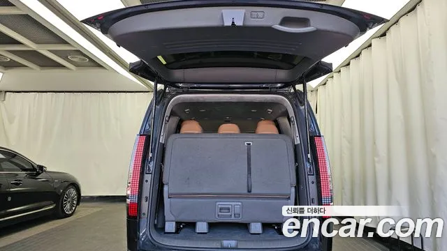 Hyundai Staria Staria 4WD Lounge 9 мест — Фото автомобиля 20