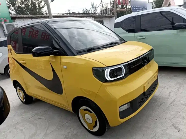 Wuling Hongguang Mini EV — Фото автомобиля 3