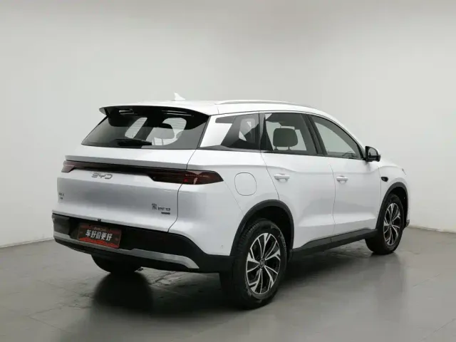 BYD Song Pro — Фото автомобиля 2