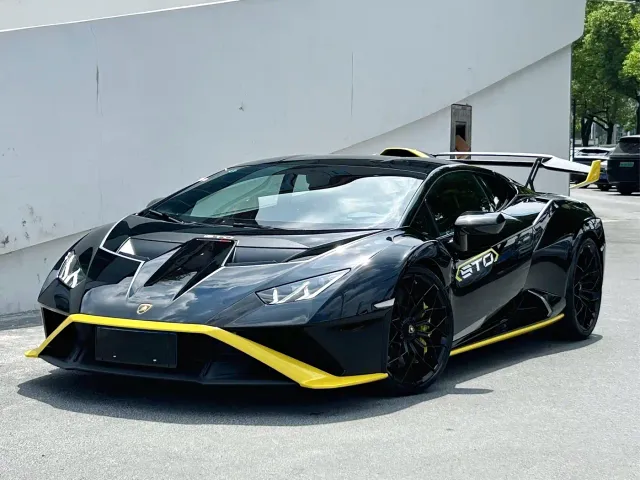 Фотография автомобиля — Lamborghini Huracan