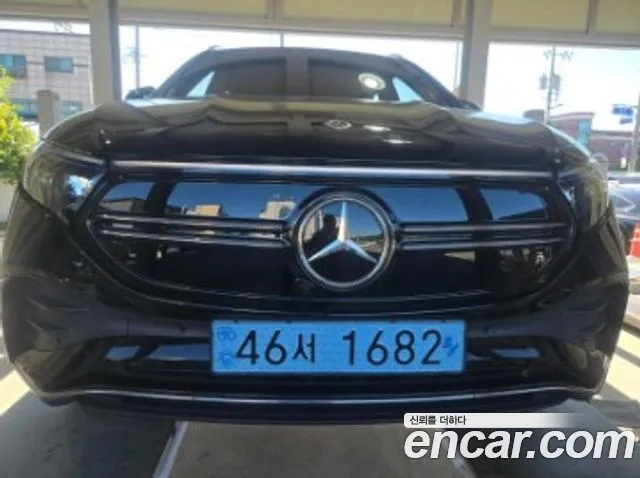 Фотография автомобиля — Mercedes-Benz EQA H243