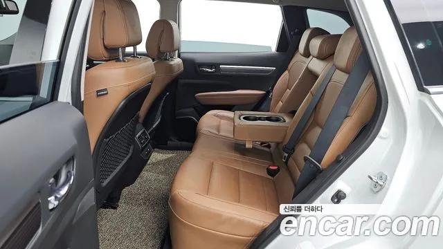 Renault-KoreaSamsung QM6 Новый QM6 2.0 LPe RE Signature 2WD — Фото автомобиля 24