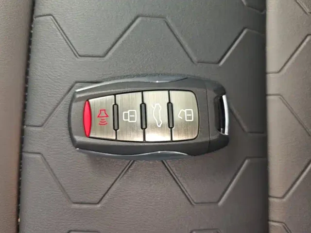 Haval Big Dog — Фото автомобиля 8