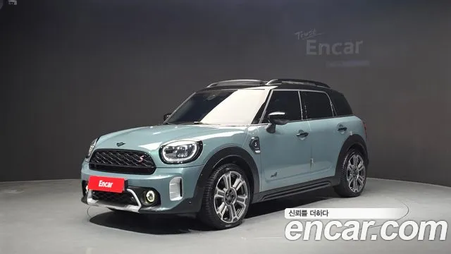 Фотография автомобиля — MINI Countryman