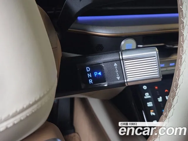 Hyundai Grandeur Grandeur (GN7) 3.5 Бензин 4WD — Фото автомобиля 12