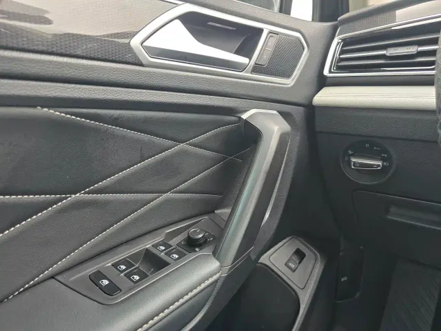 Volkswagen Tiguan L — Фото автомобиля 16