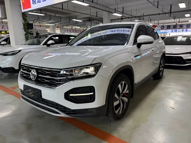 Фотография автомобиля — Volkswagen Tayron