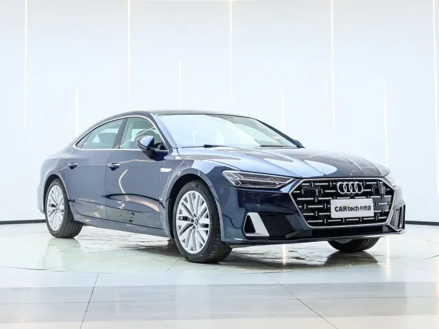 Audi A7L — Фото автомобиля 5