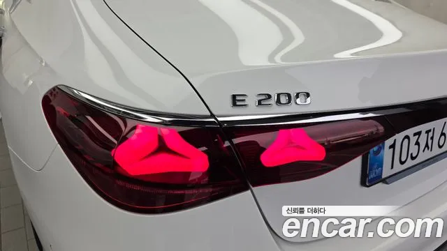 Mercedes-Benz E-Class W214 — Фото автомобиля 23