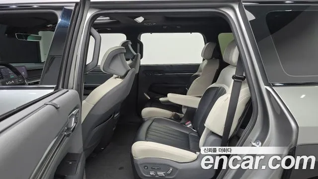 Kia EV9 — Фото автомобиля 12