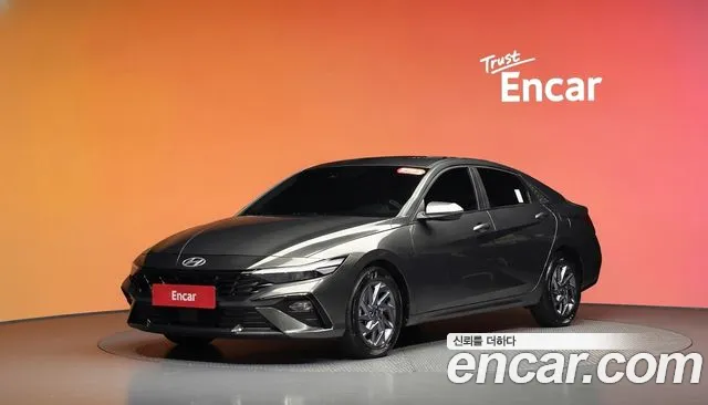 Фотография автомобиля — Hyundai Avante CN7