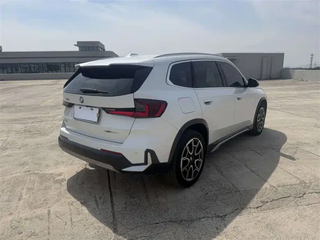 BMW X1 — Фото автомобиля 7