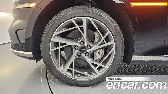 Genesis G90 RS4 — Фото автомобиля 5